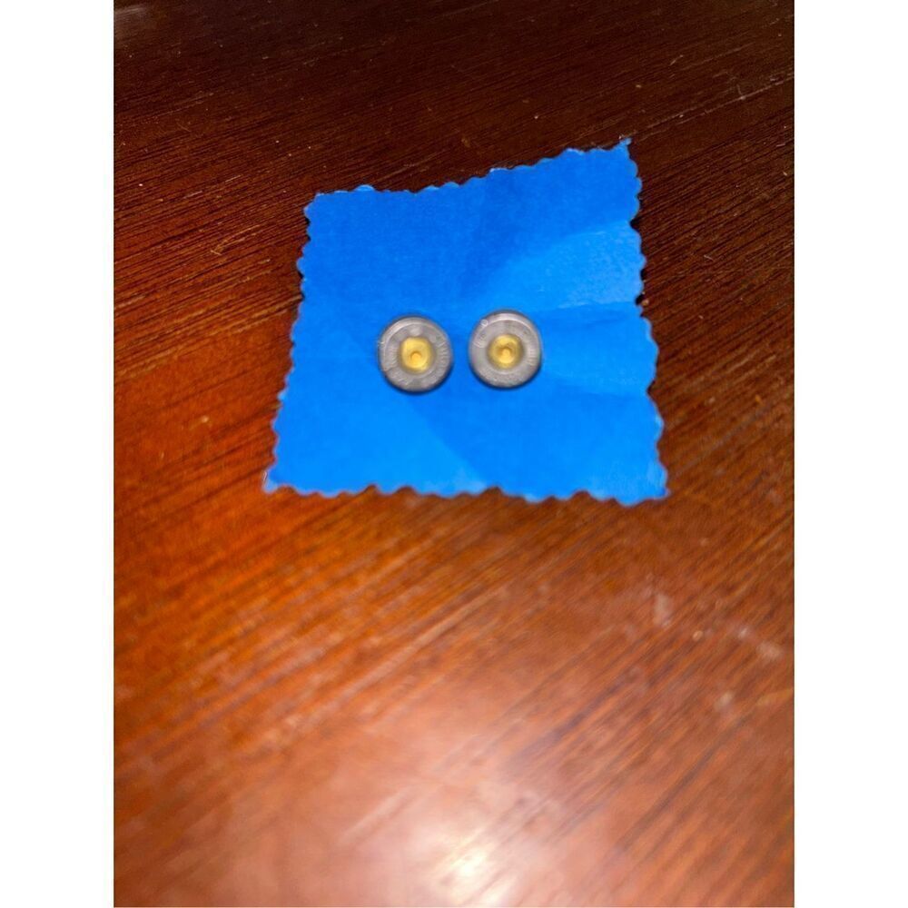 Gun shell stud earrings - Picture 5 of 5